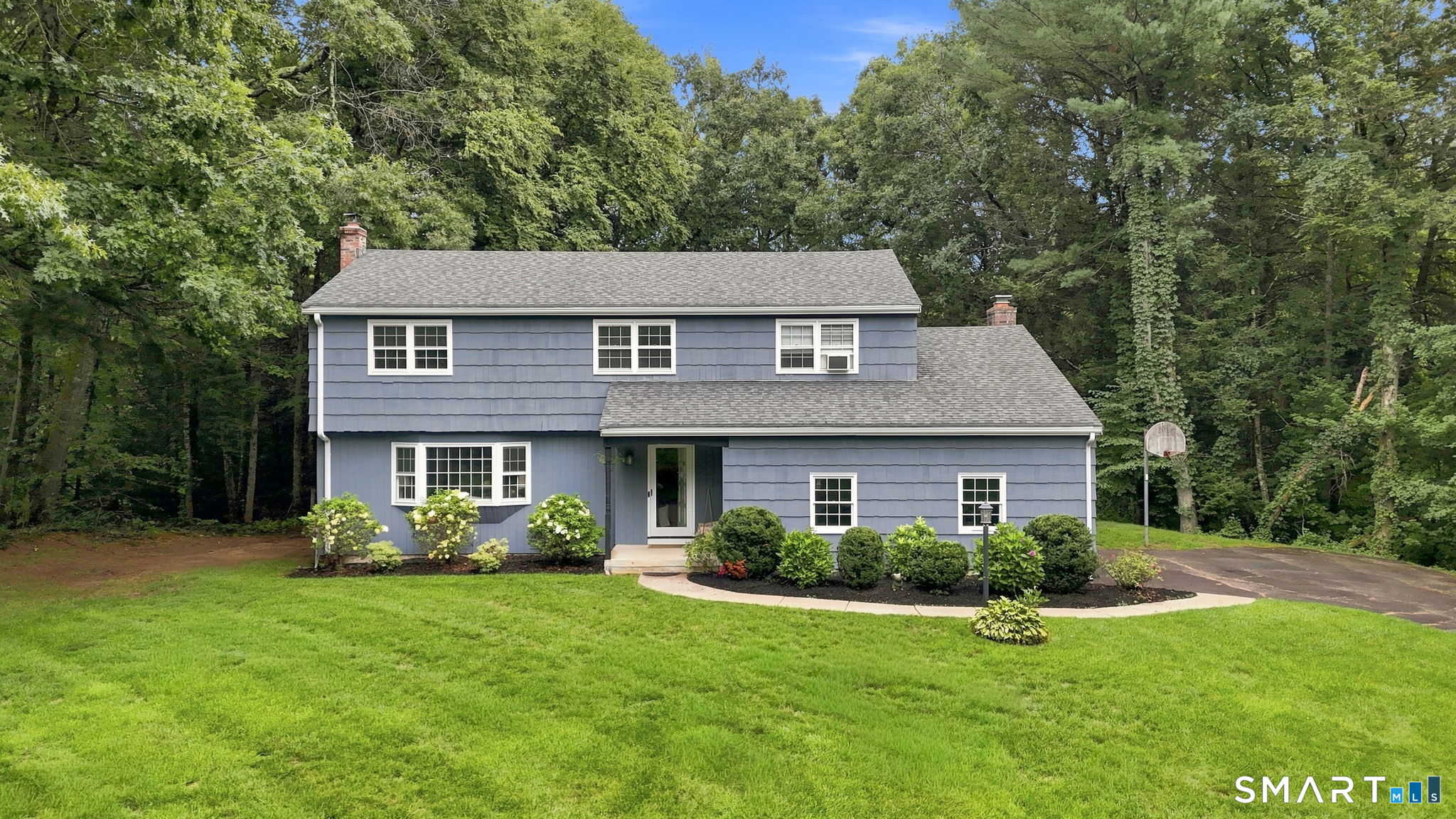 39 Berkshire Way Simsbury CT 06070