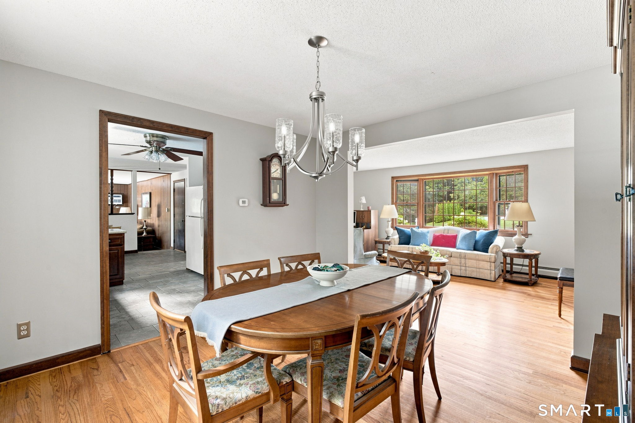 39 Berkshire Way Simsbury CT 06070