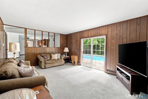 39 Berkshire Way Simsbury CT 06070