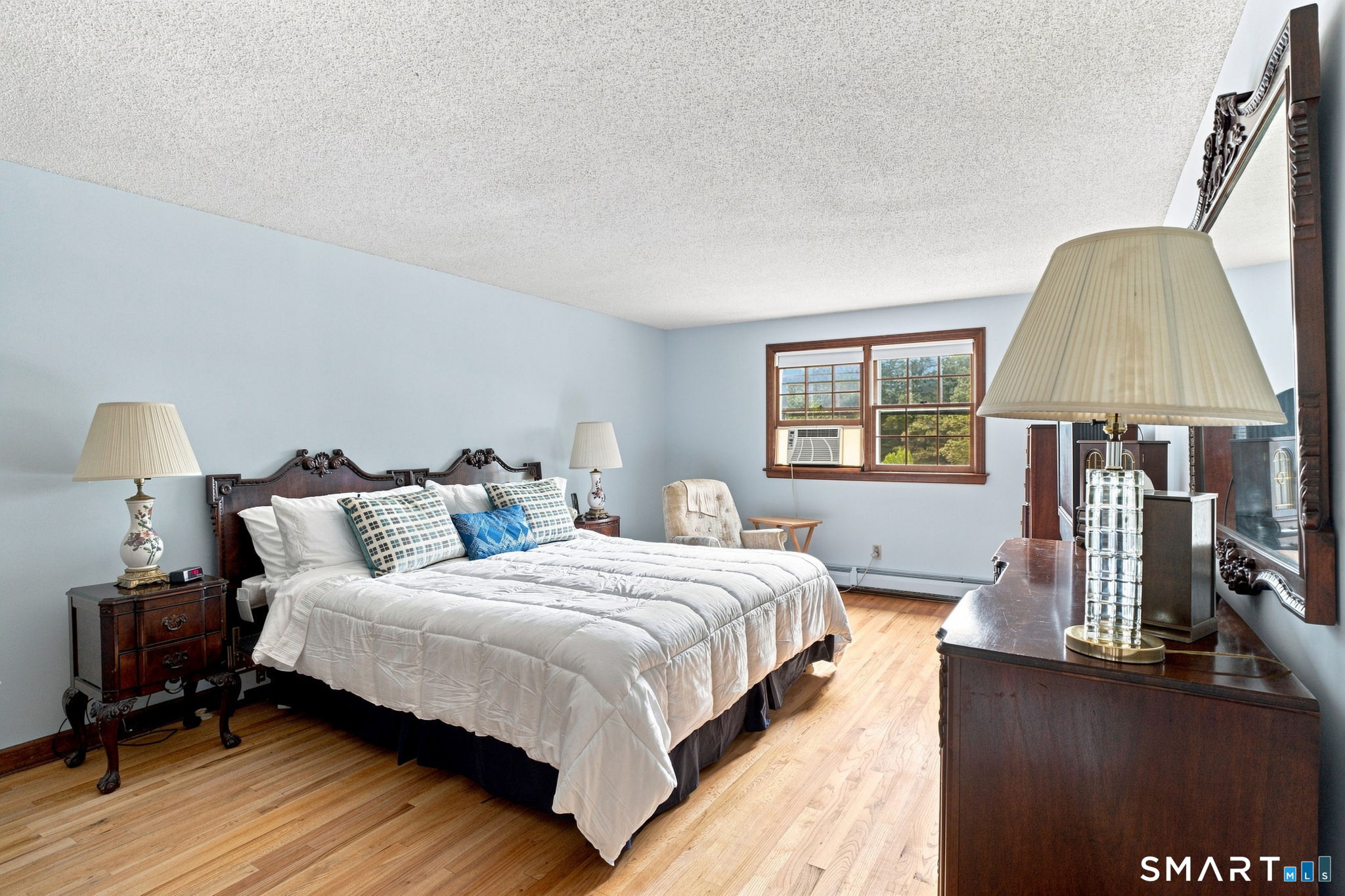 39 Berkshire Way Simsbury CT 06070