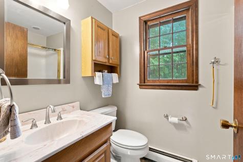 39 Berkshire Way Simsbury CT 06070