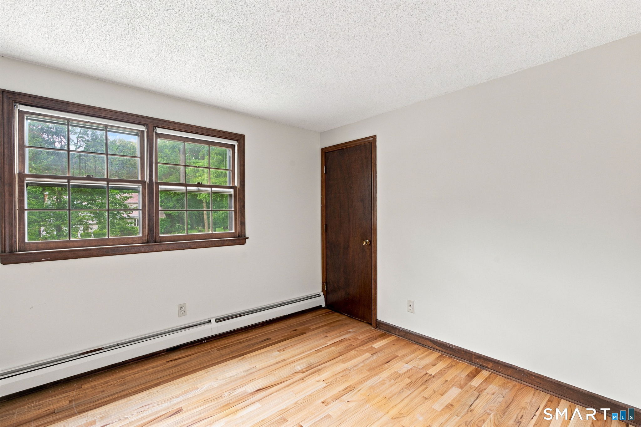 39 Berkshire Way Simsbury CT 06070