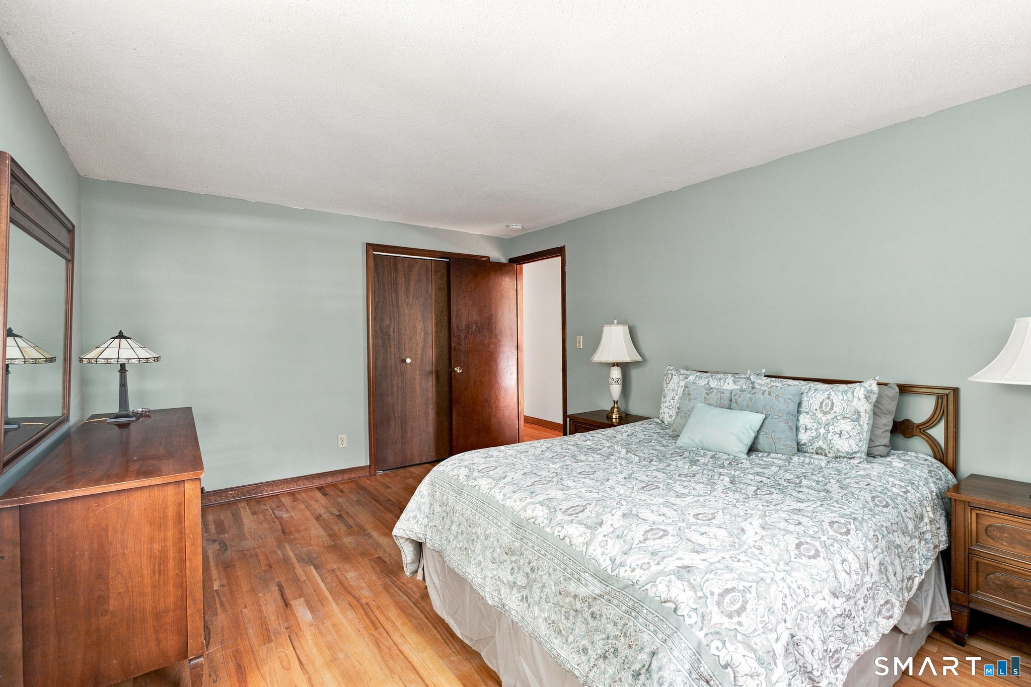 39 Berkshire Way Simsbury CT 06070