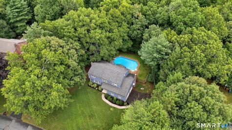 39 Berkshire Way Simsbury CT 06070