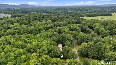 39 Berkshire Way Simsbury CT 06070