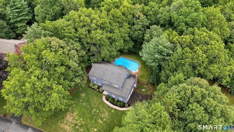 39 Berkshire Way Simsbury CT 06070