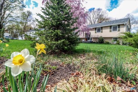 5 Hearthstone Drive Bethel CT 06801