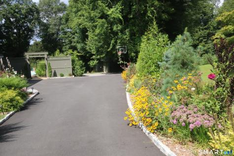 5 Hearthstone Drive Bethel CT 06801