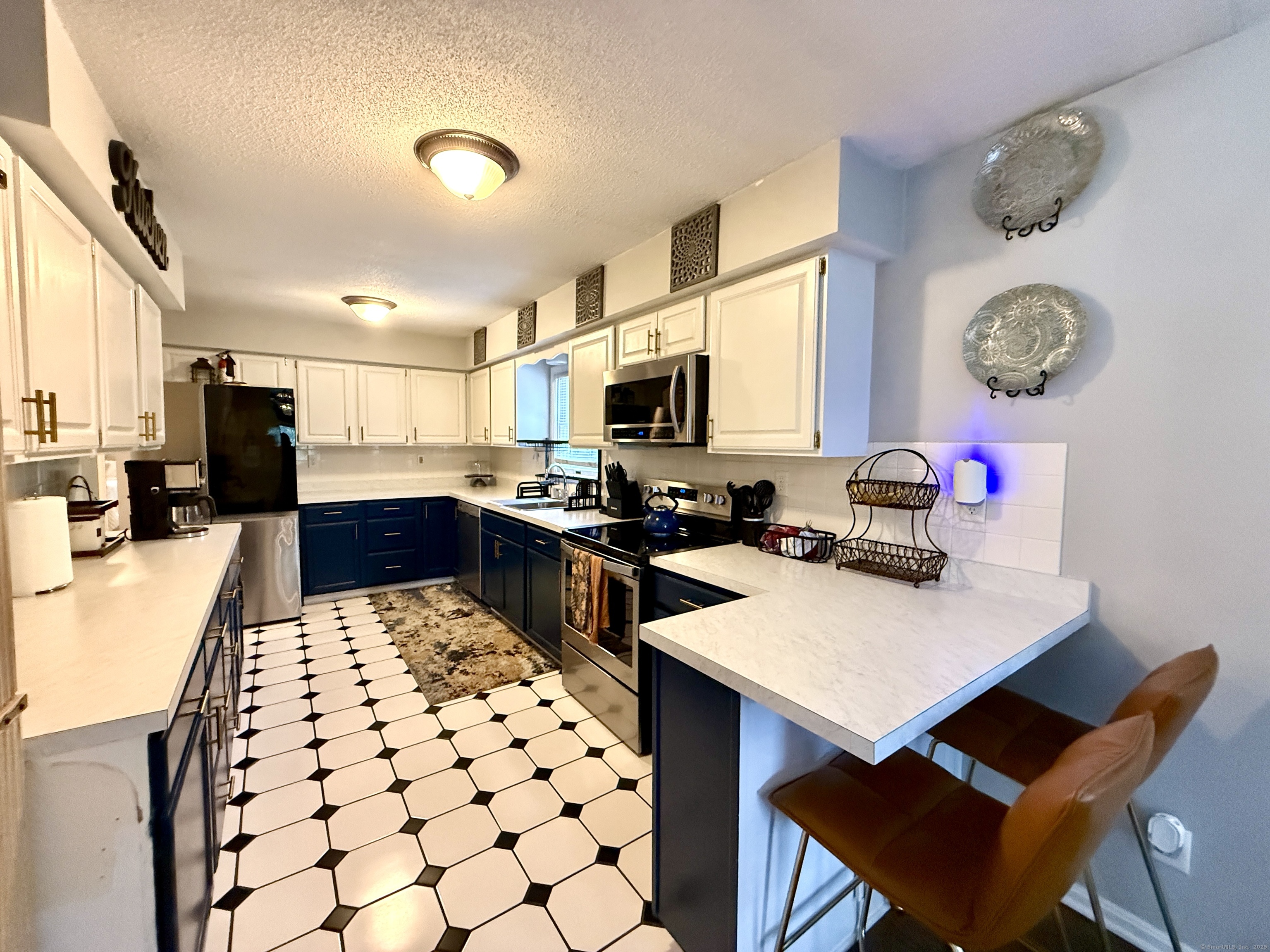 33D Laurel Point Drive Montville CT 06370