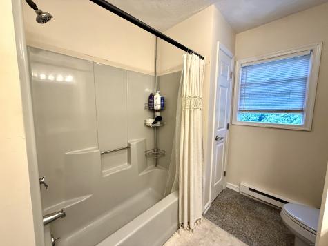 33D Laurel Point Drive Montville CT 06370