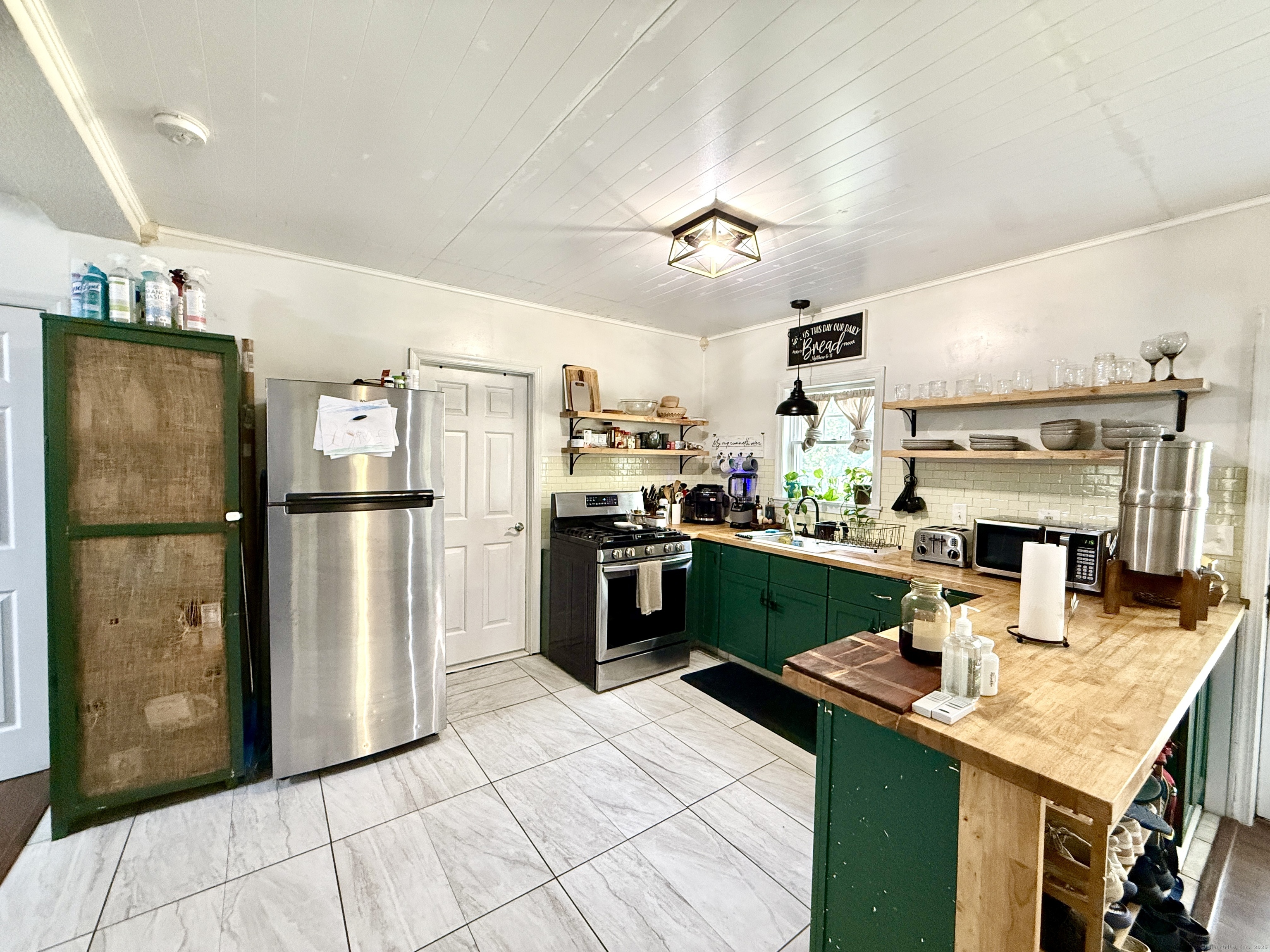 33D Laurel Point Drive Montville CT 06370