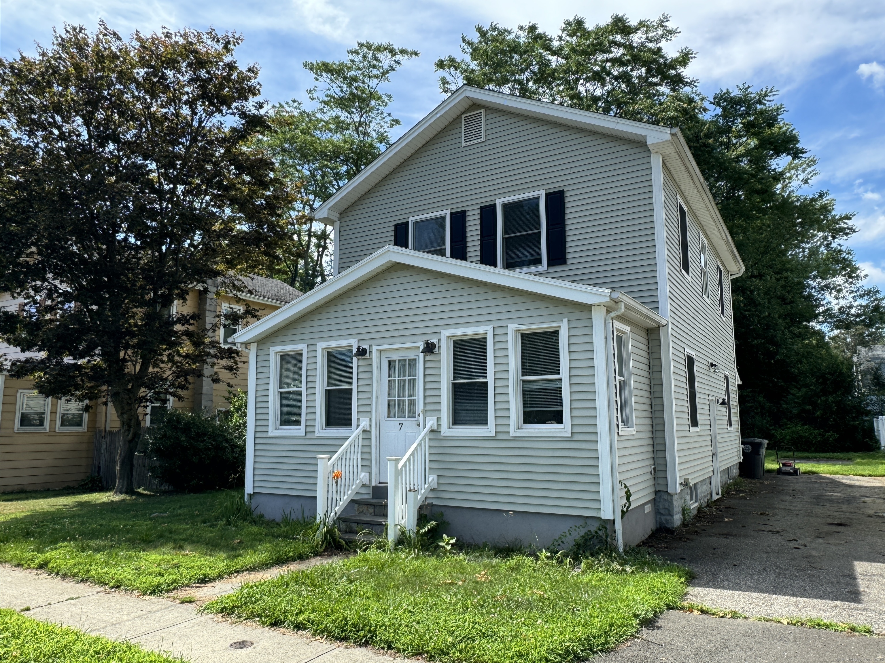 7 Pearl Hill Street Milford CT 06460