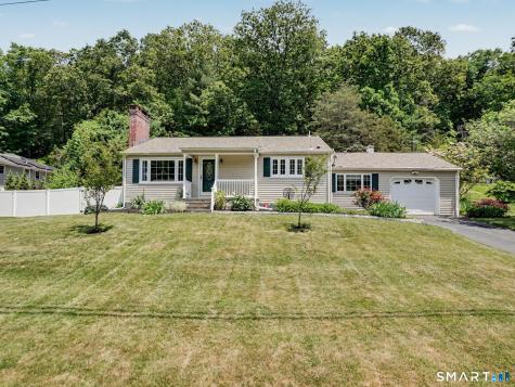 18 Wyant Road Oxford CT 06478