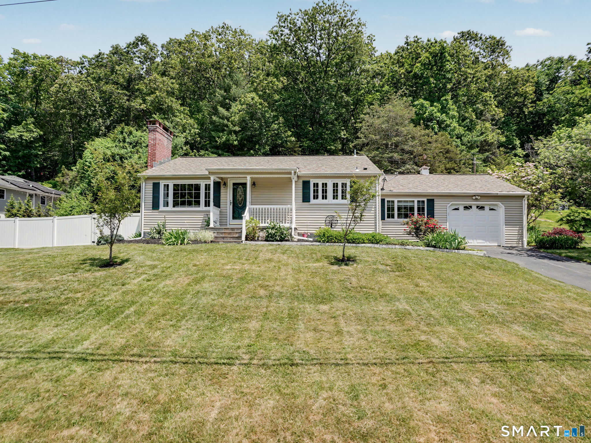 18 Wyant Road Oxford CT 06478