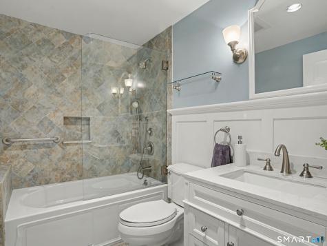 18 Wyant Road Oxford CT 06478