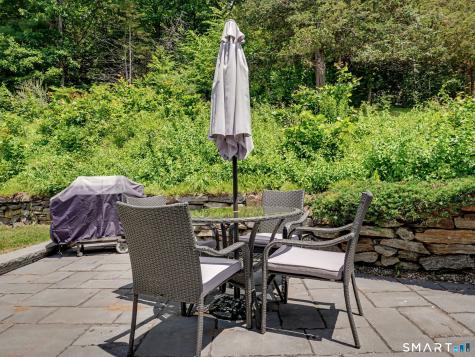 18 Wyant Road Oxford CT 06478