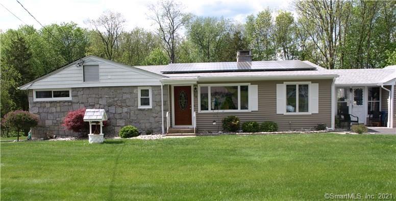24 Greenbriar Lane Newtown CT 06470