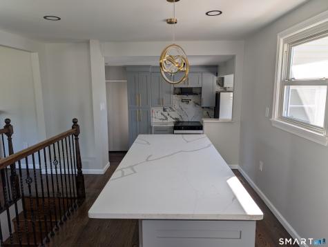 3 Vinlen Drive Windsor CT 06095