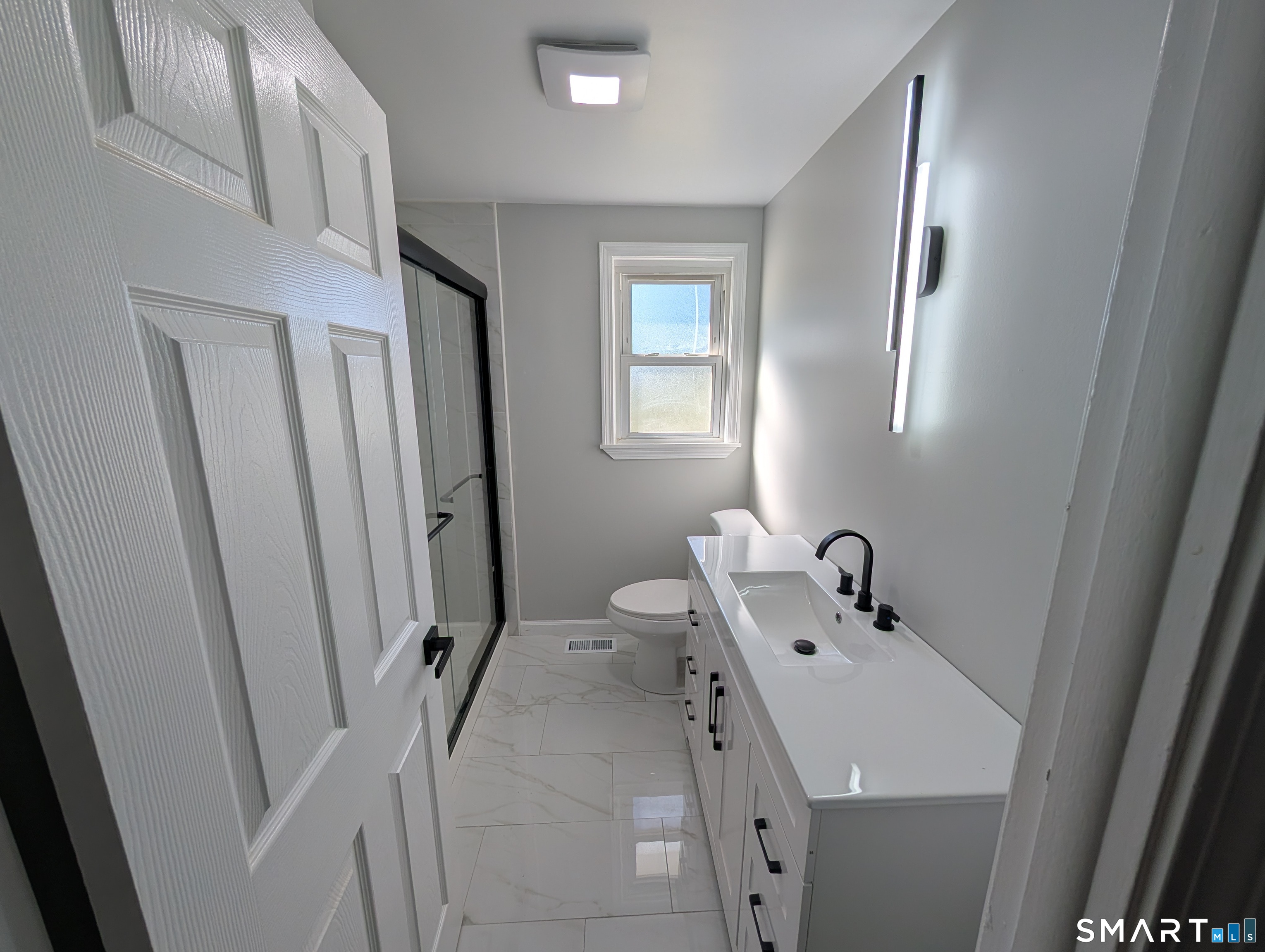 3 Vinlen Drive Windsor CT 06095