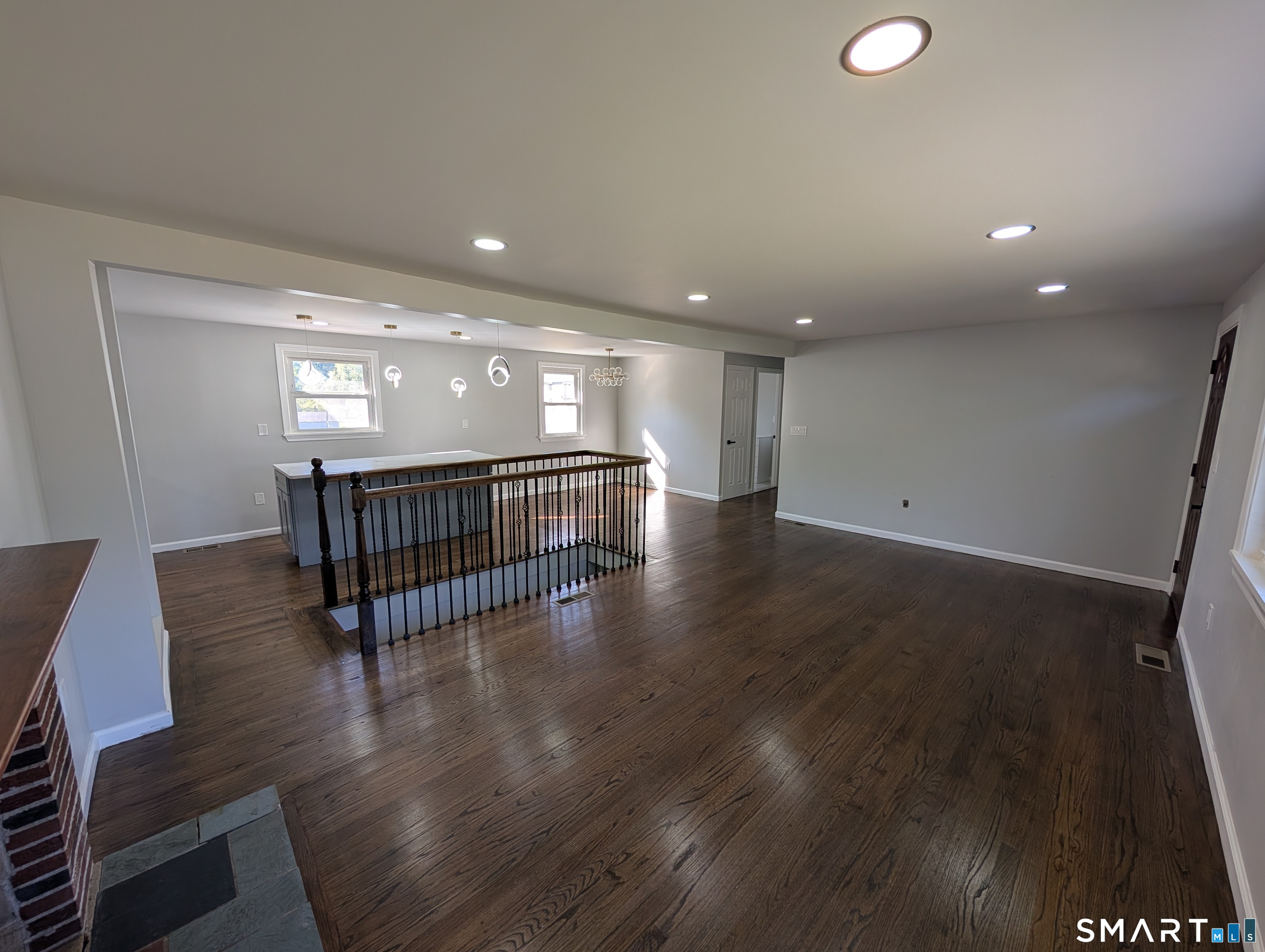 3 Vinlen Drive Windsor CT 06095