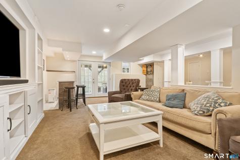 21 Fir Tree North Drive Branford CT 06405