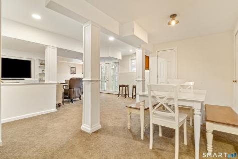 21 Fir Tree North Drive Branford CT 06405