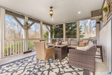 21 Fir Tree North Drive Branford CT 06405
