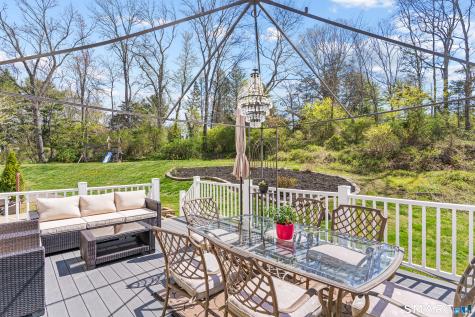 21 Fir Tree North Drive Branford CT 06405