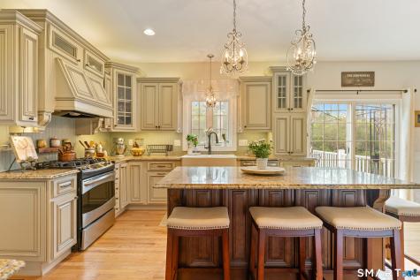 21 Fir Tree North Drive Branford CT 06405