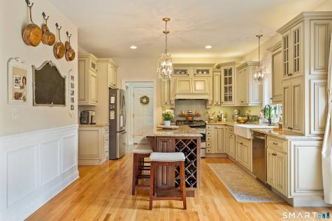 21 Fir Tree North Drive Branford CT 06405