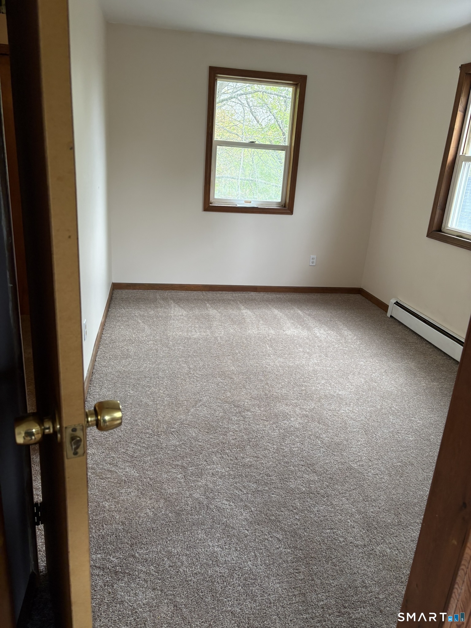 20 Whitaker Avenue Norwich CT 06360