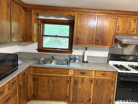 20 Whitaker Avenue Norwich CT 06360