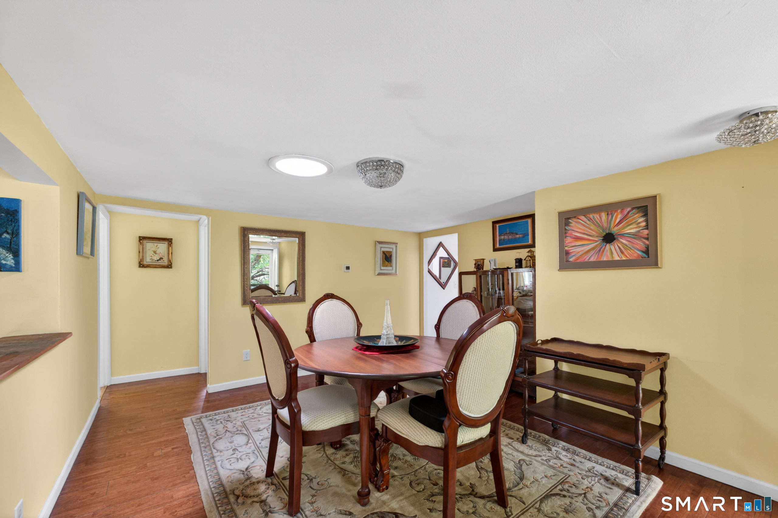 39 Fernwood Lane Cheshire CT 06410