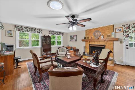 39 Fernwood Lane Cheshire CT 06410