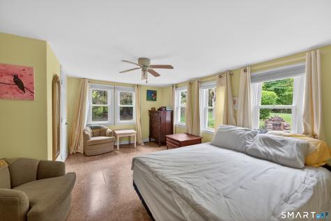 39 Fernwood Lane Cheshire CT 06410