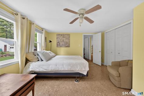 39 Fernwood Lane Cheshire CT 06410