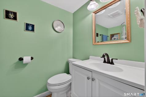 39 Fernwood Lane Cheshire CT 06410