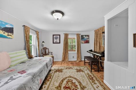39 Fernwood Lane Cheshire CT 06410