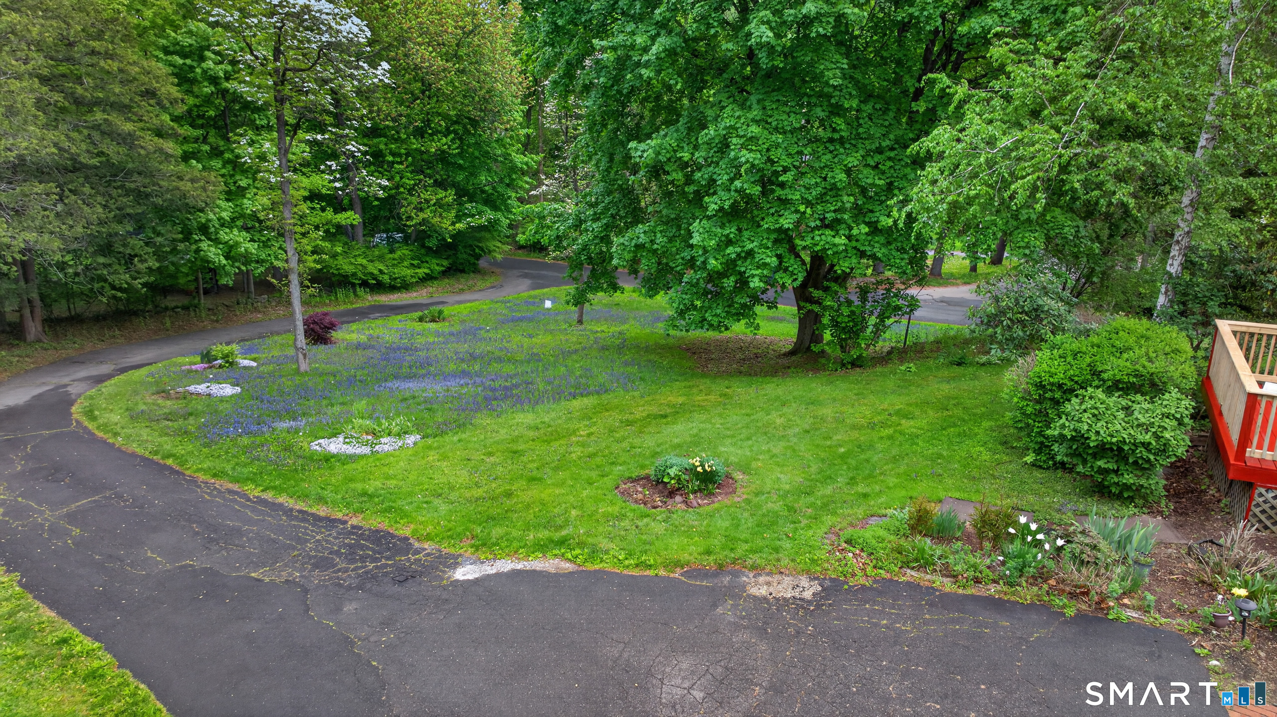 39 Fernwood Lane Cheshire CT 06410