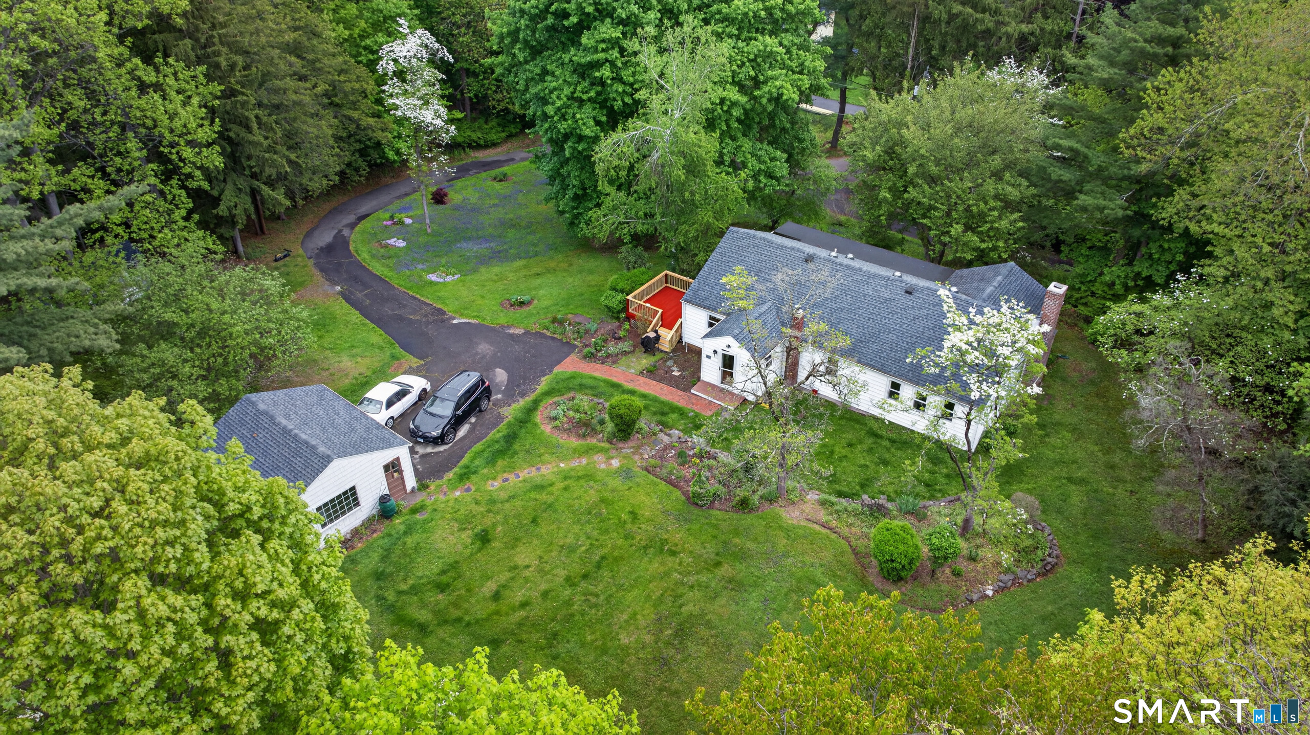 39 Fernwood Lane Cheshire CT 06410
