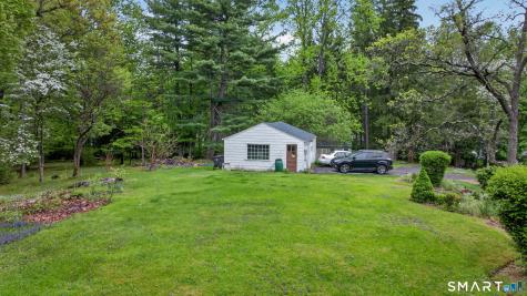 39 Fernwood Lane Cheshire CT 06410