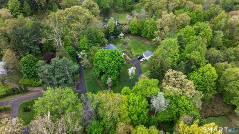 39 Fernwood Lane Cheshire CT 06410