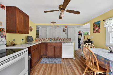 39 Fernwood Lane Cheshire CT 06410