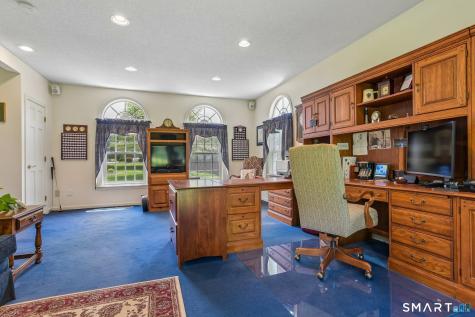 50 River View Court Cheshire CT 06410