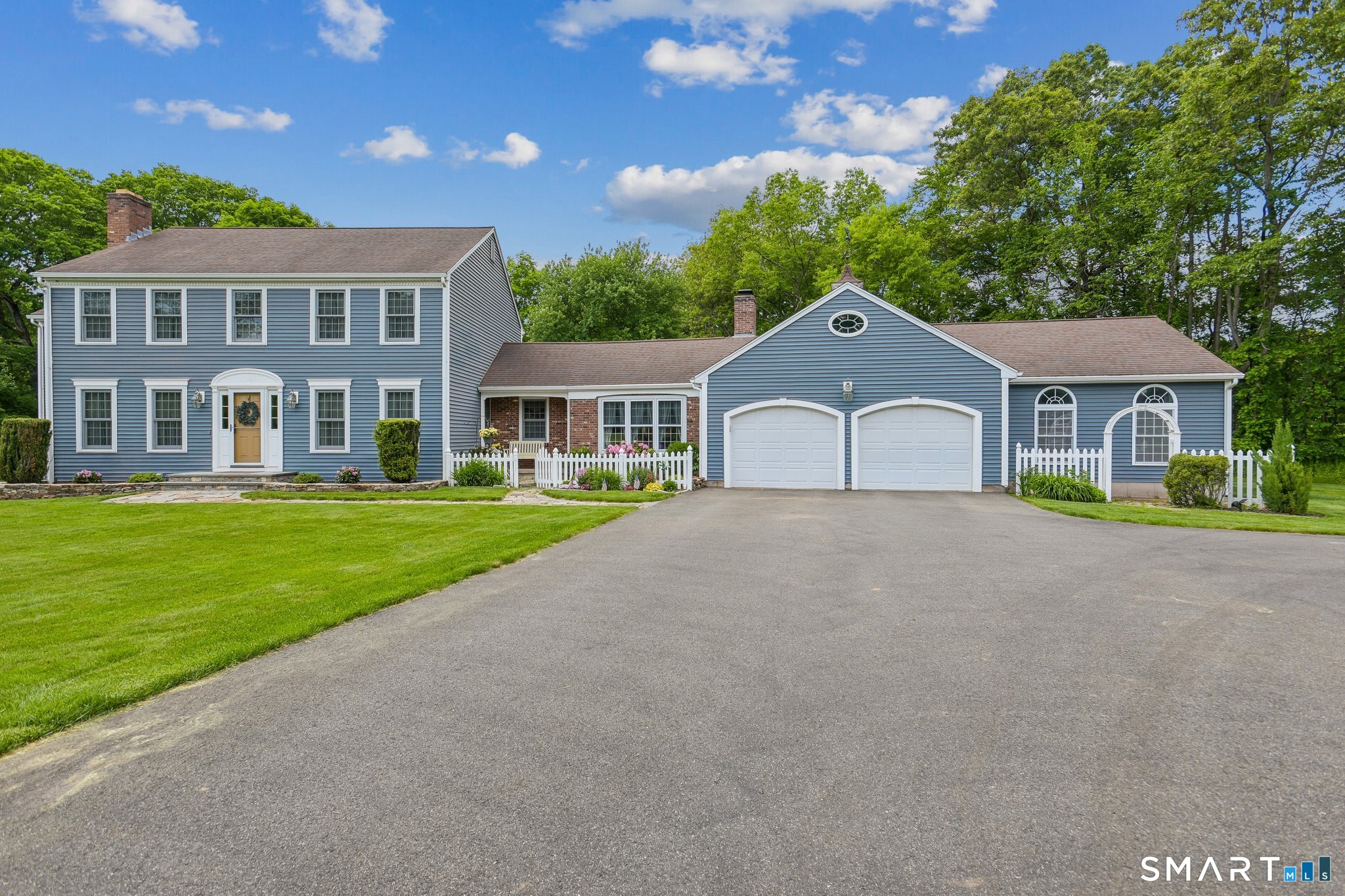 50 River View Court Cheshire CT 06410