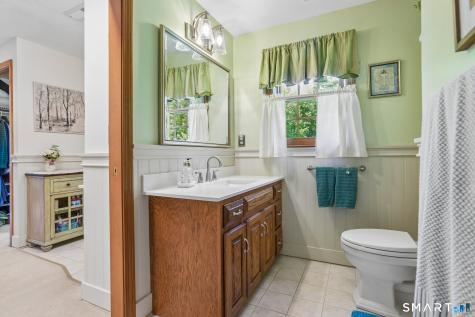 50 River View Court Cheshire CT 06410