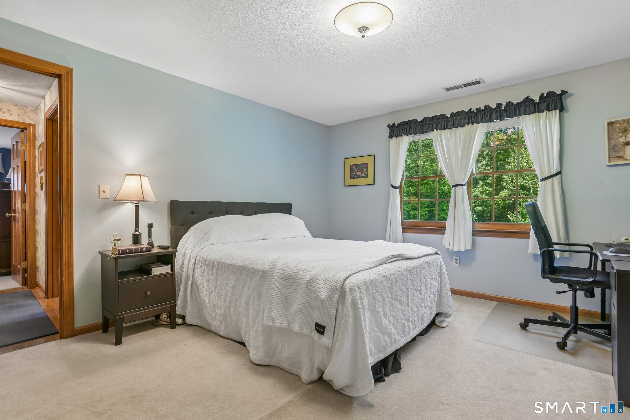 50 River View Court Cheshire CT 06410