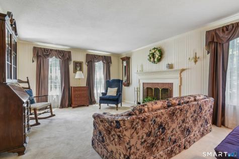 50 River View Court Cheshire CT 06410