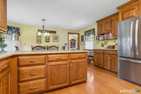 50 River View Court Cheshire CT 06410