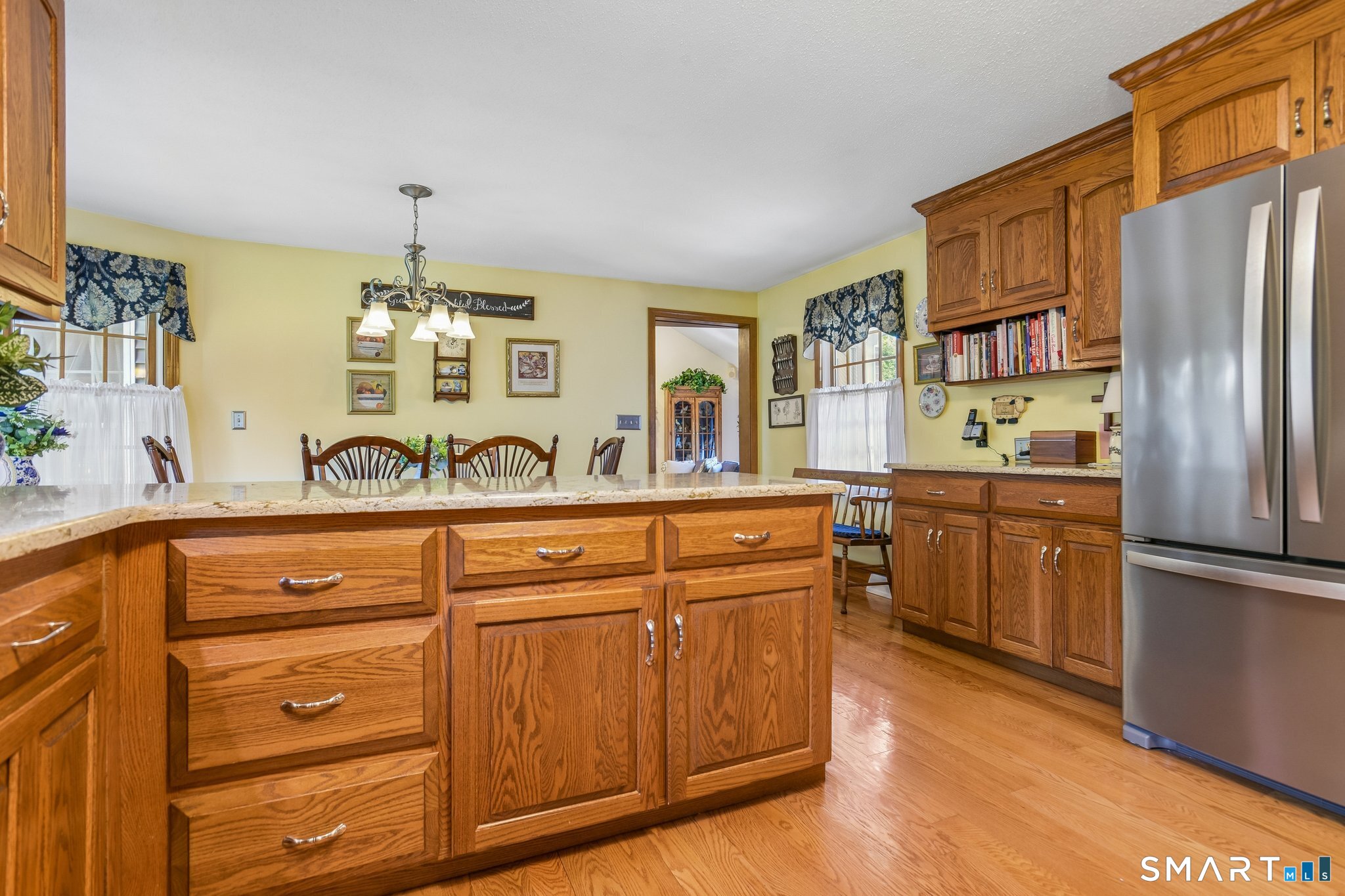 50 River View Court Cheshire CT 06410
